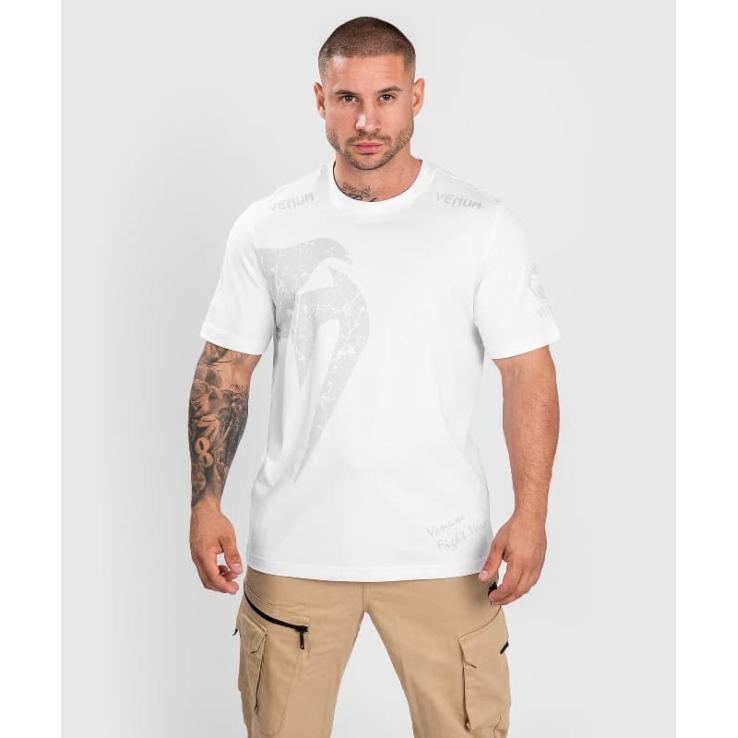 Camiseta Venum Giant Regular Fit branca