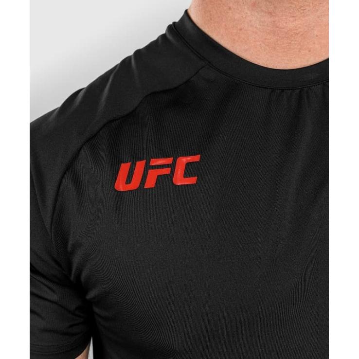 Venum UFC Adrenaline T-shirt com tecnologia seca preta